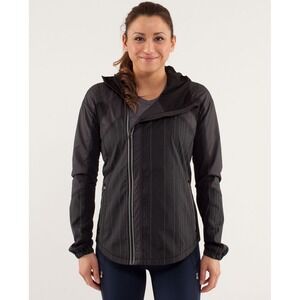 Lululemon Black Run Get Up And Glow Jacket Reflective 360 Size 6